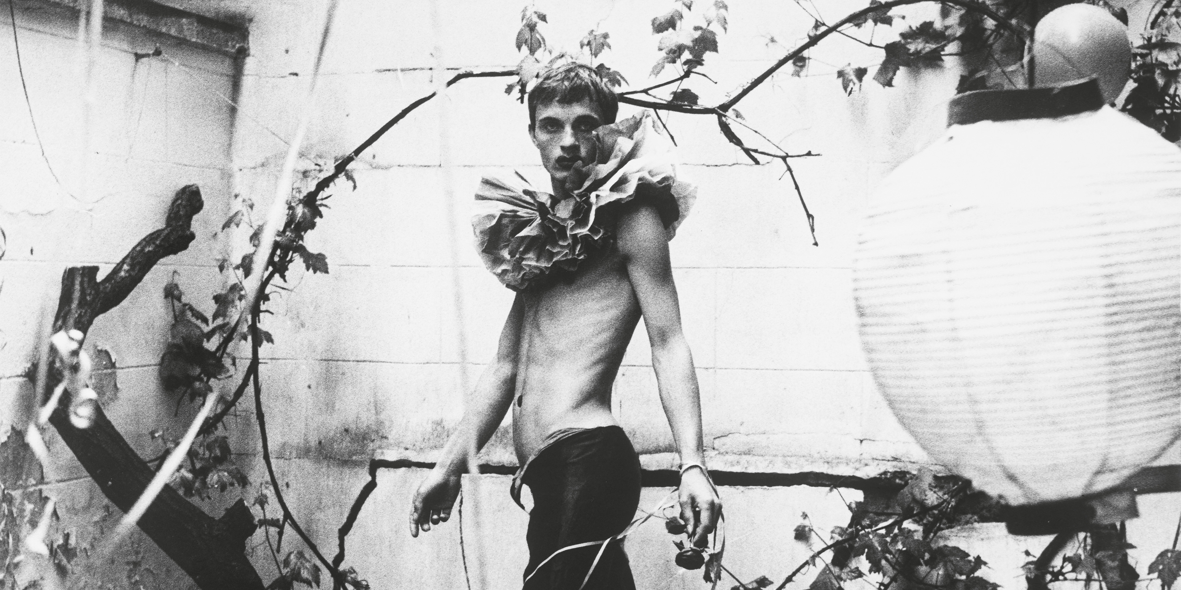 Auf der Schwarzweiß-Fotografie ist Herbert Tobias zu sehen.