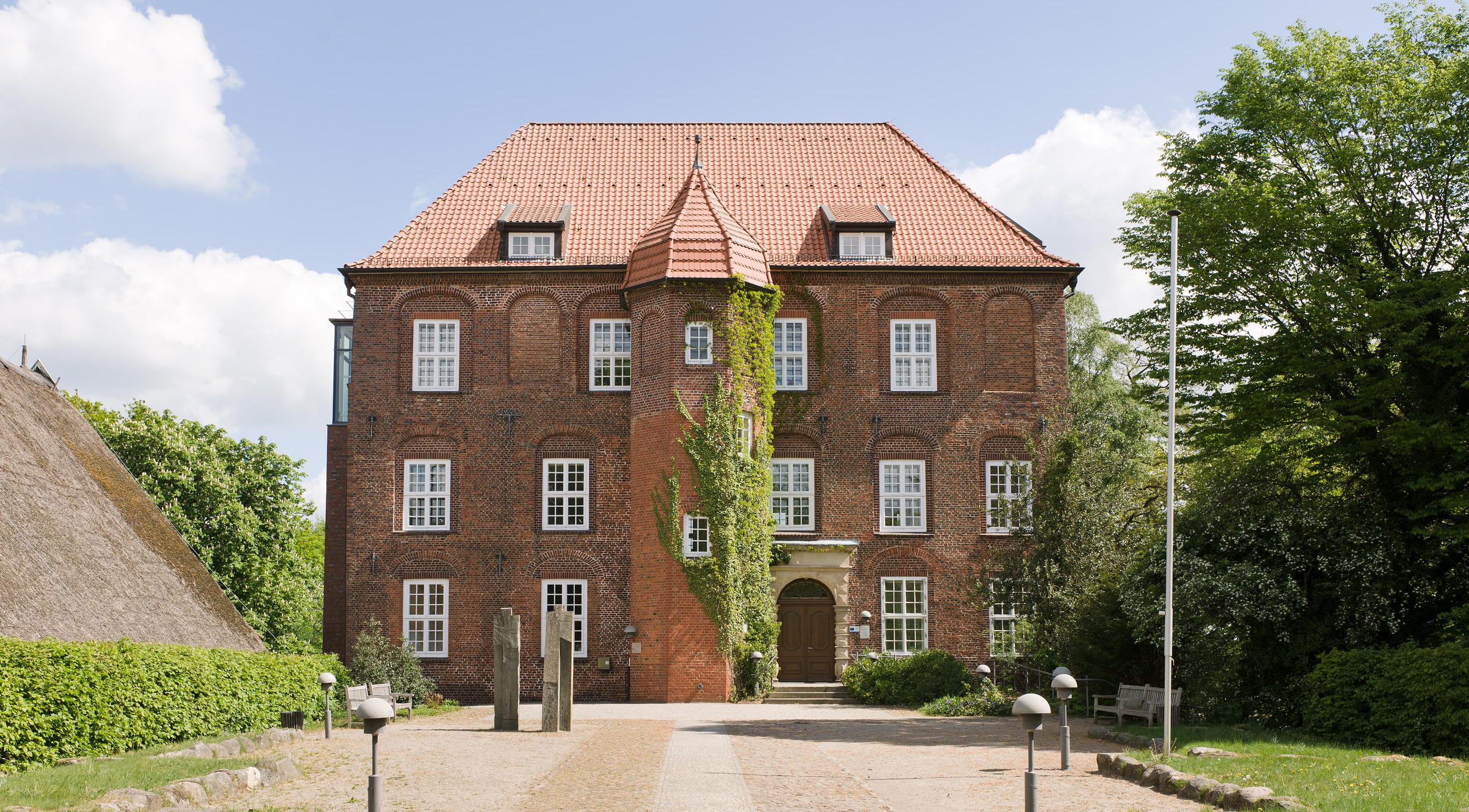 Schloss Agathenburg in der Außenansicht